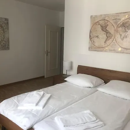 Executive 1br Flat, Center - Hammer 3 Apartment *