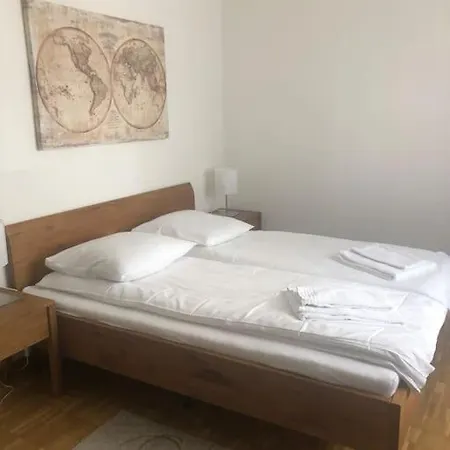 Executive 1br Flat, Center - Hammer 3 Zurich